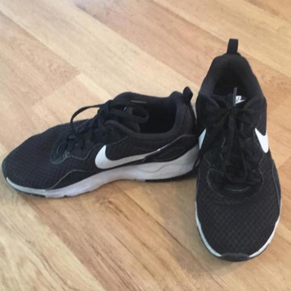 Black and white Nike women’s shoes